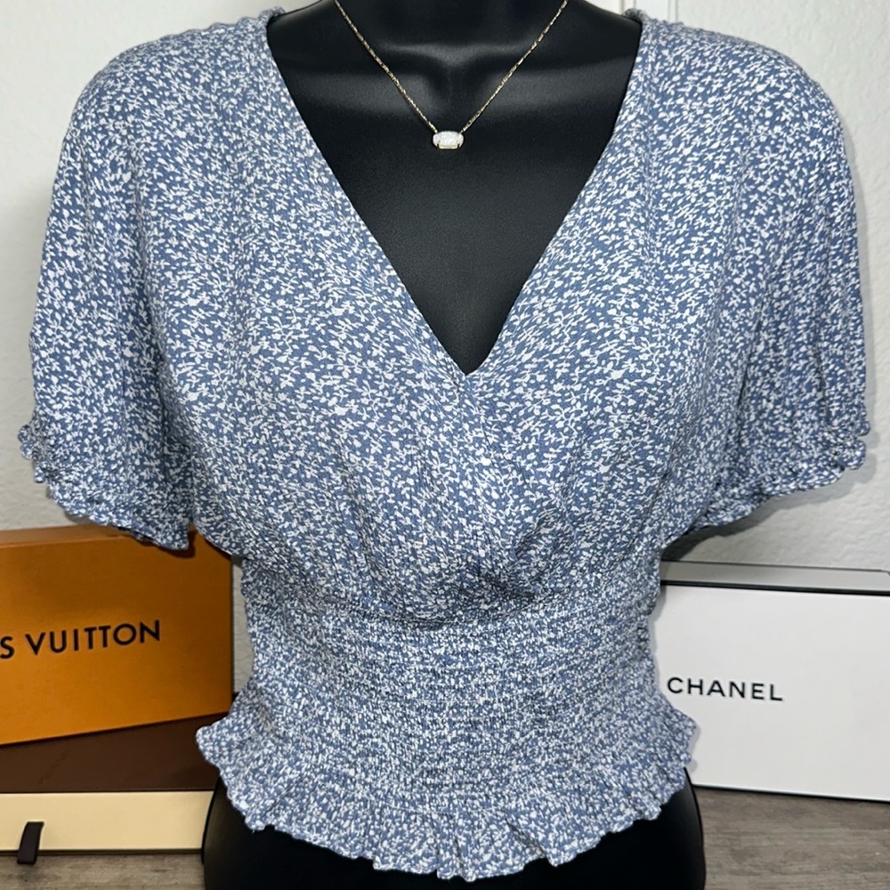 Crop top ✅closet clear out🗣️